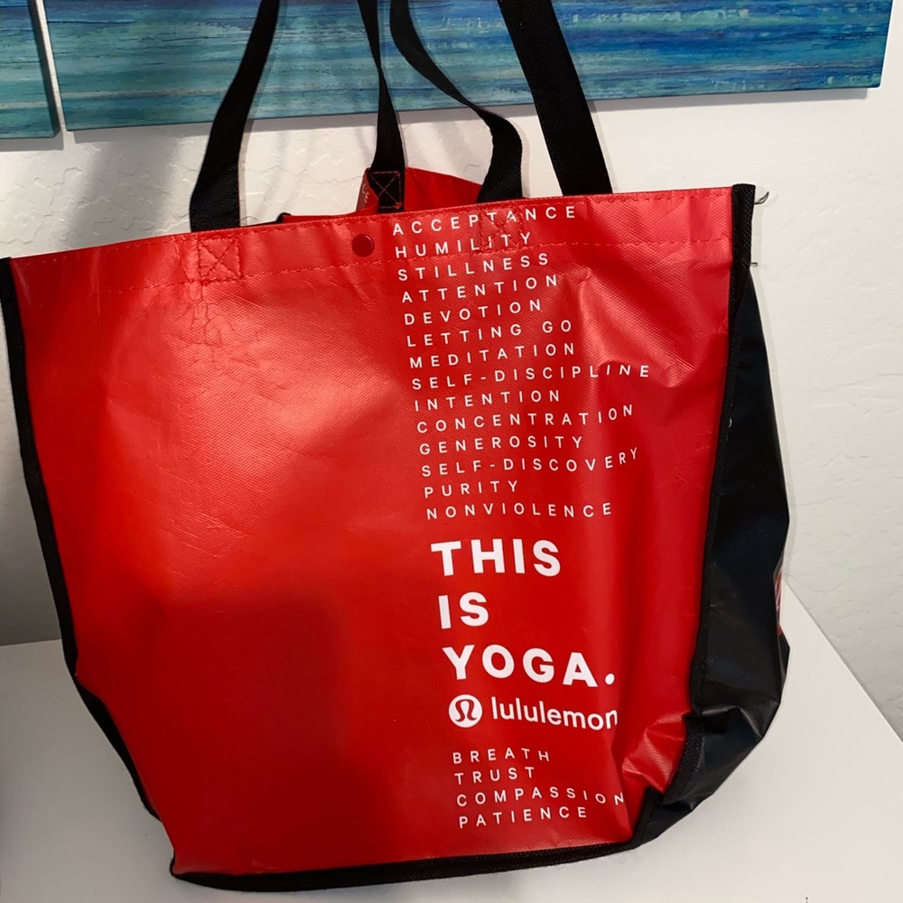 Big lululemon tote